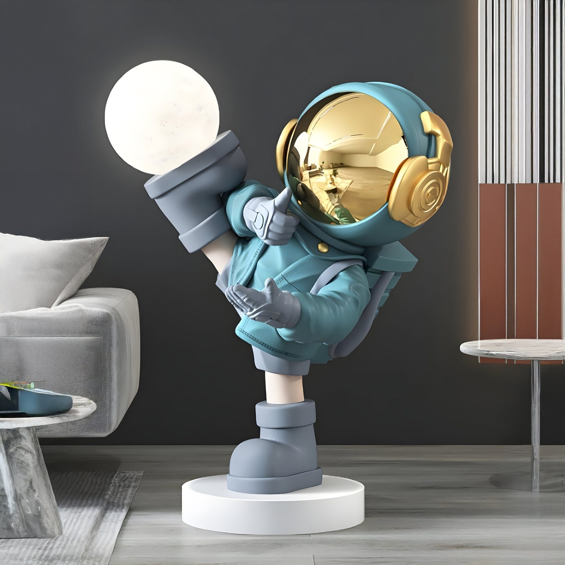 Kleine Galaktische Blaue Astronauten Glow Kick Skulptur - 70cm