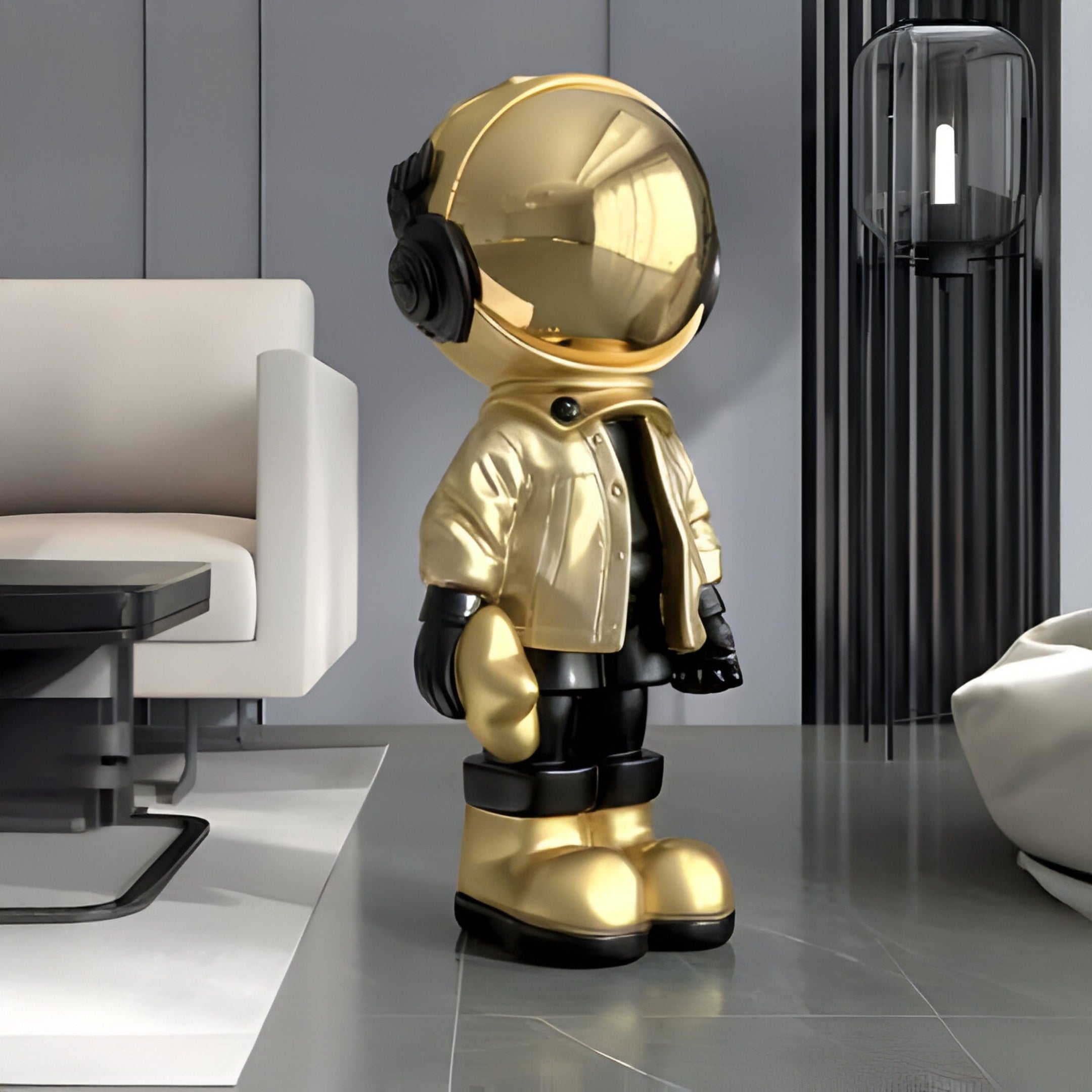 Kleine himmlische goldene Astronaut Beats Skulptur - 70cm